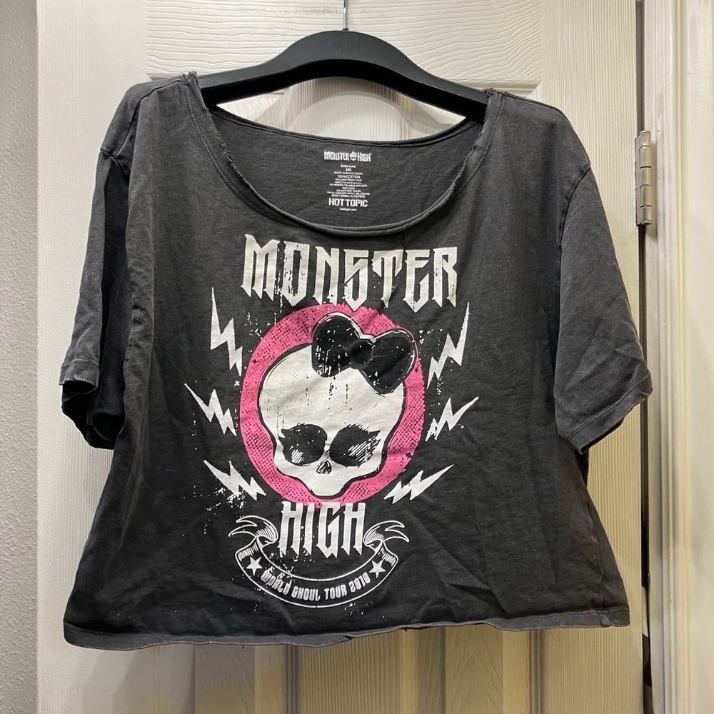 Monster High Hot Topic cropped shirt